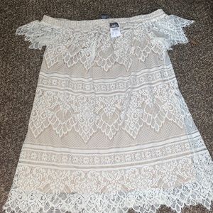 NWT Rue 21 size Large